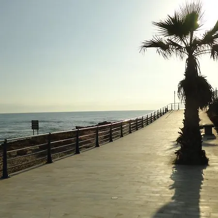 Apartment He Zenia-anne Marie *