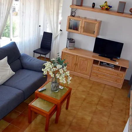 He Zenia-anne Marie Apartment *
